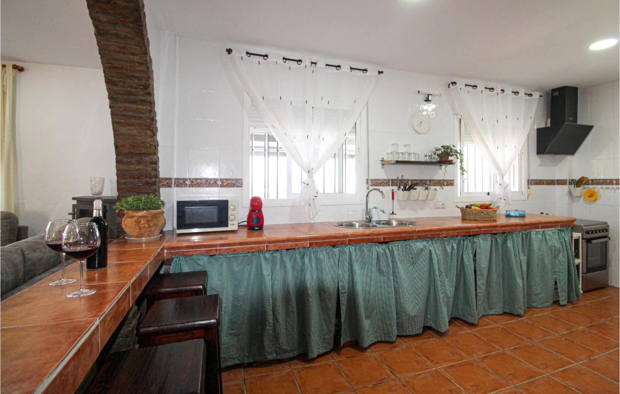 4 Bedroom Gorgeous Home In Sedella Exterior foto